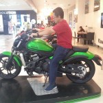 Kawasaki Vulcan S, jok paling pendek dan cakep.