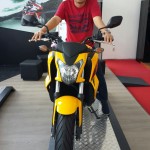 CB500F naked bike 4 cylinder yang sangat maenad